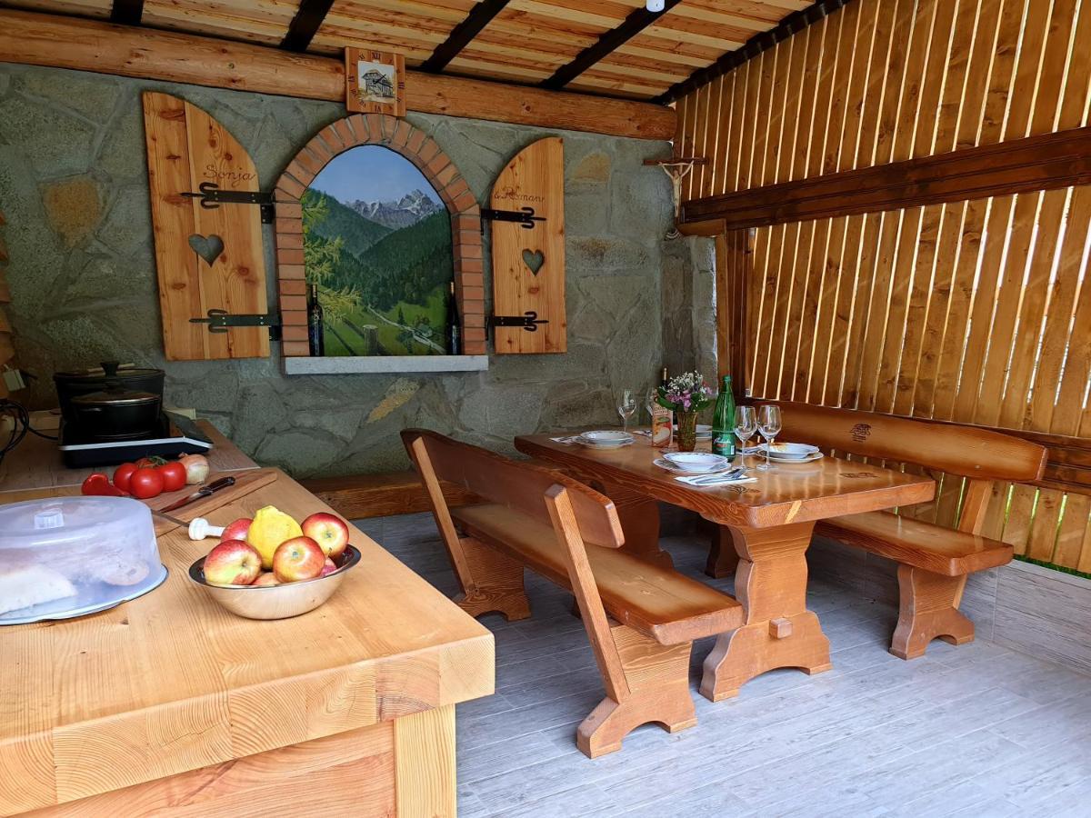 Apartment And Garden House Among The Mountains Podbrdo Esterno foto