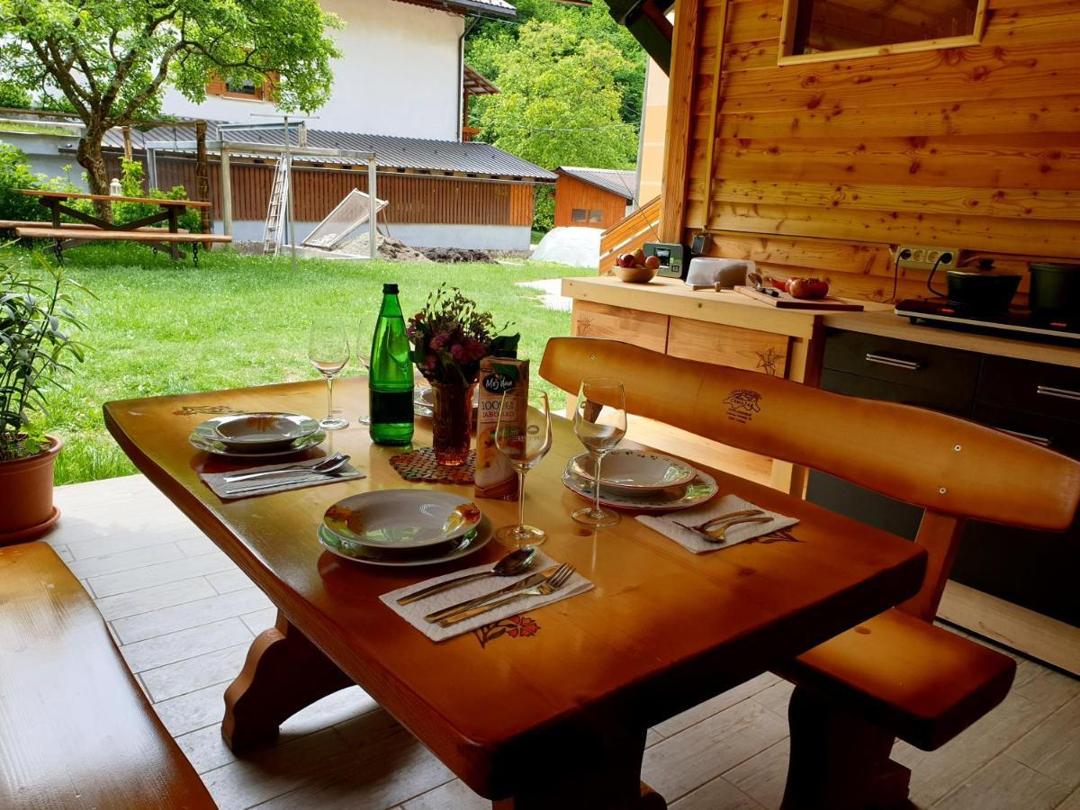 Apartment And Garden House Among The Mountains Podbrdo Esterno foto