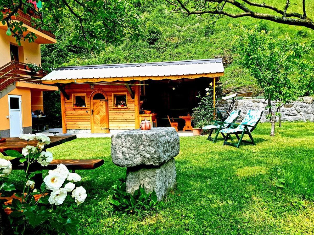 Apartment And Garden House Among The Mountains Podbrdo Esterno foto